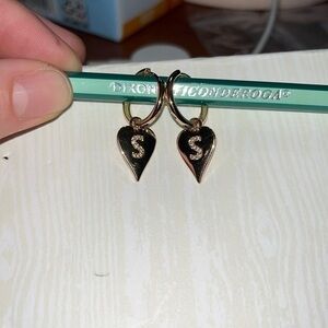 Golden heart “S” earrings